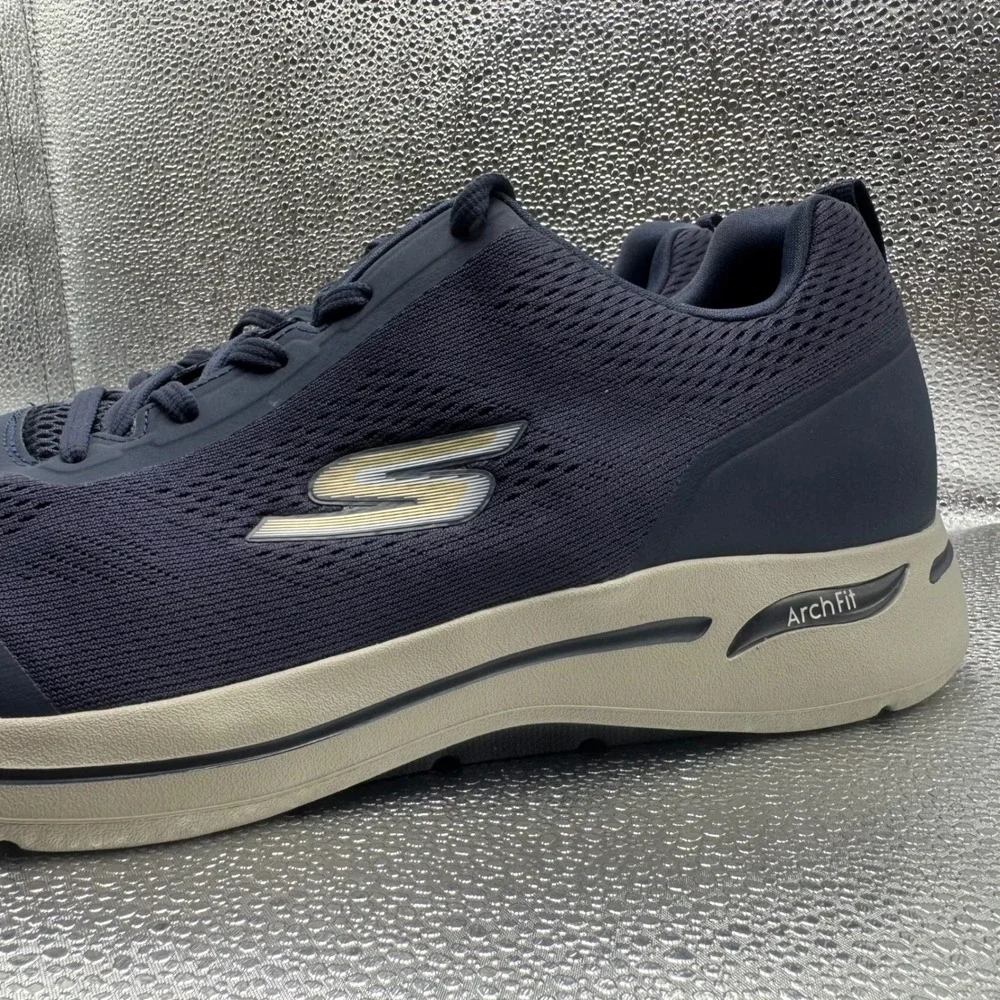 Size 15 Skechers Go Walk Arch Fit Sneaker Mens Navy Excellent Wide Fit 216116WW